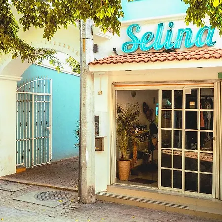 Selina Playa Del Carmen Hostel